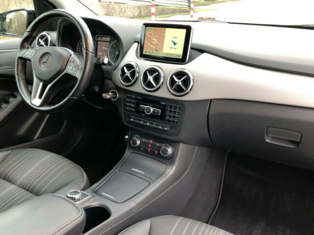 Mercedes-Benz B-Class Electric Drive • 2013 • 83,411 km 8