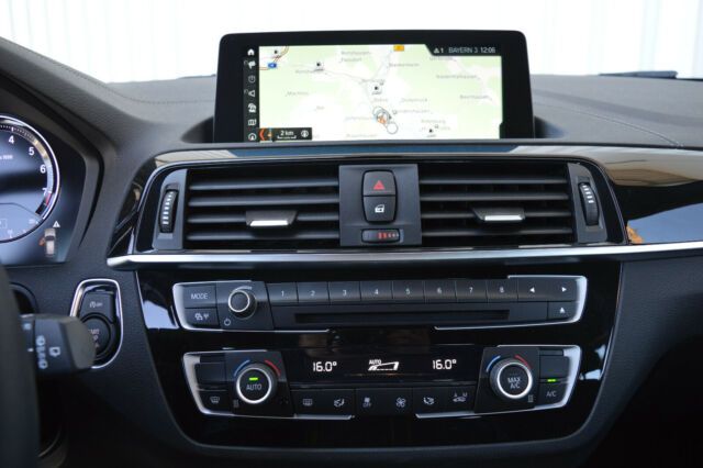 BMW 1 Series • 2019 • 105,000 km 7
