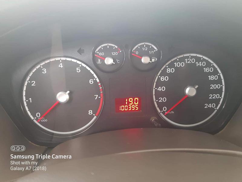 Ford Focus • 2010 • 100,395 km 10