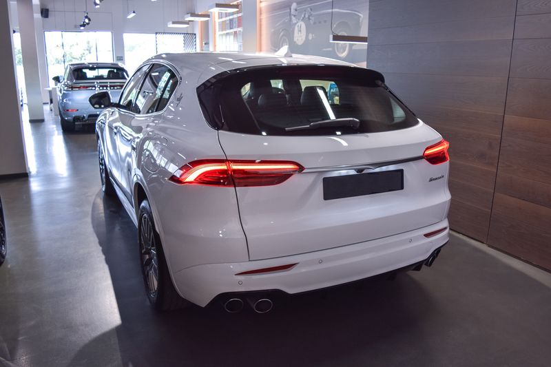 Maserati Coupe • 2022 • 19,900 km 17