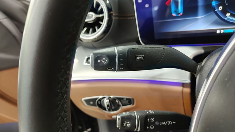 Mercedes-Benz E Coupé • 2017 • 77,725 km 6