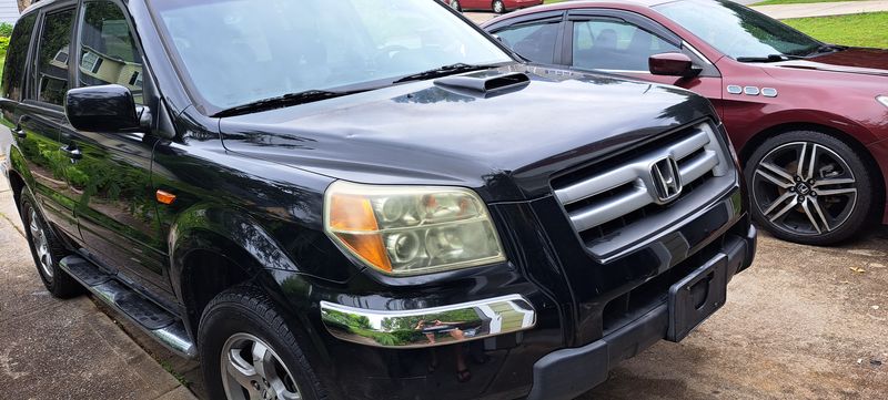 Honda Pilot • 2007 • 181,000 mi 5