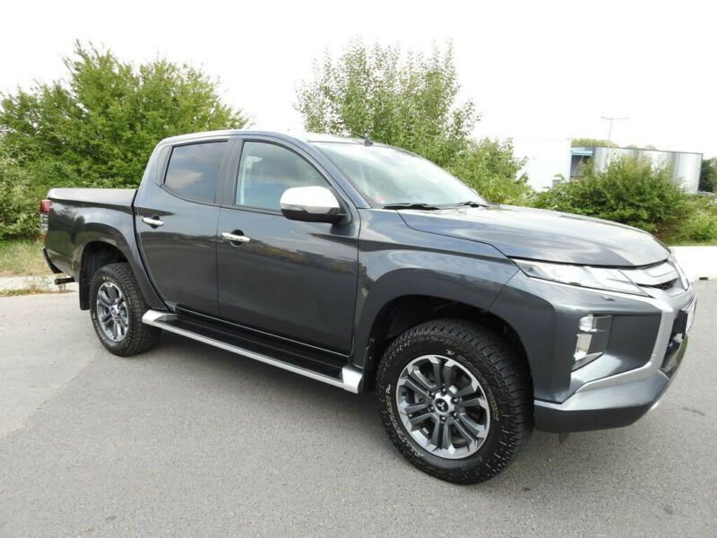 Mitsubishi L200 • 2020 • 70,990 km 3