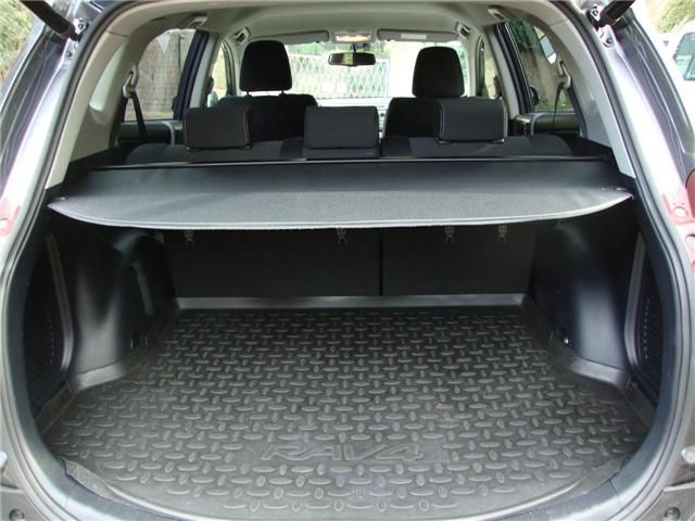 Toyota RAV4 • 2015 • 109,500 km 4