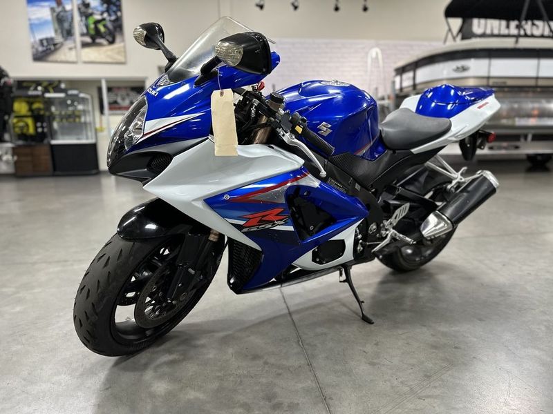 Suzuki gsx-r600z • 2007 • 4,000 km 2