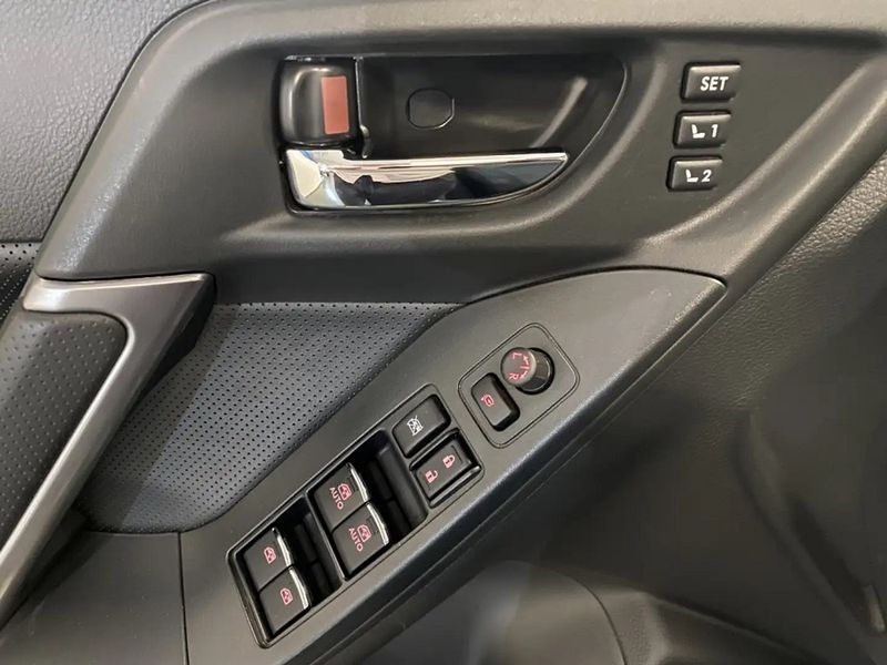 Subaru Forester • 2018 • 87,000 km 12