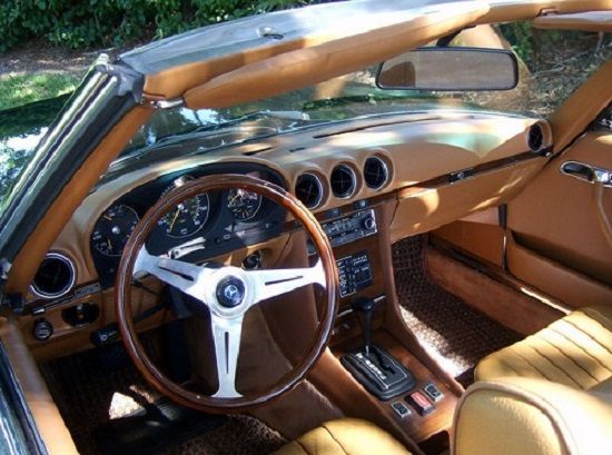 Mercedes-Benz SL • 1979 • 125,000 km 4