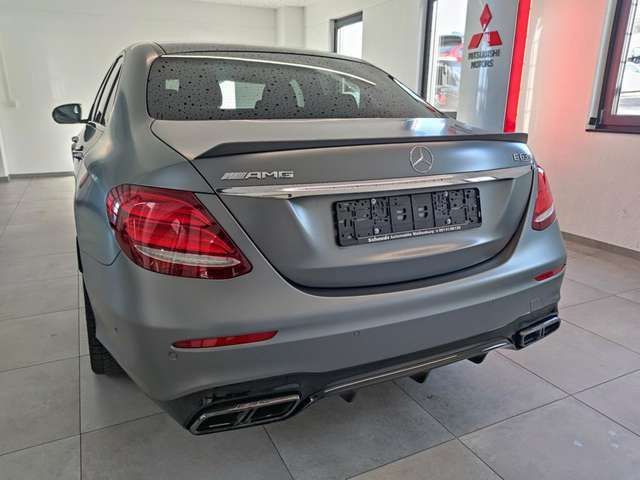 Mercedes-Benz E • 2020 • 44,500 km 4