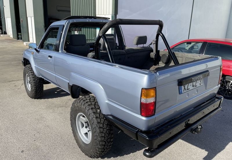 Toyota 4-Runner • 1992 • 120,000 km 5