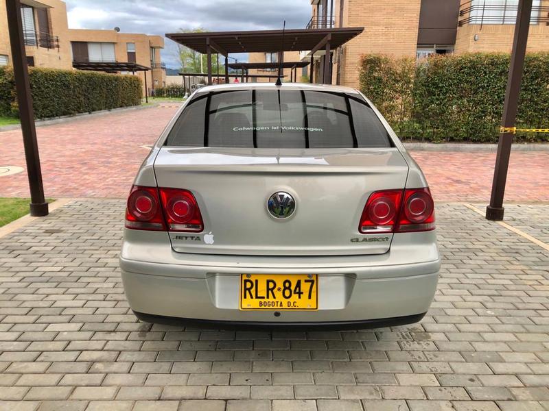 Volkswagen Jetta • 2012 • 81,000 km 4