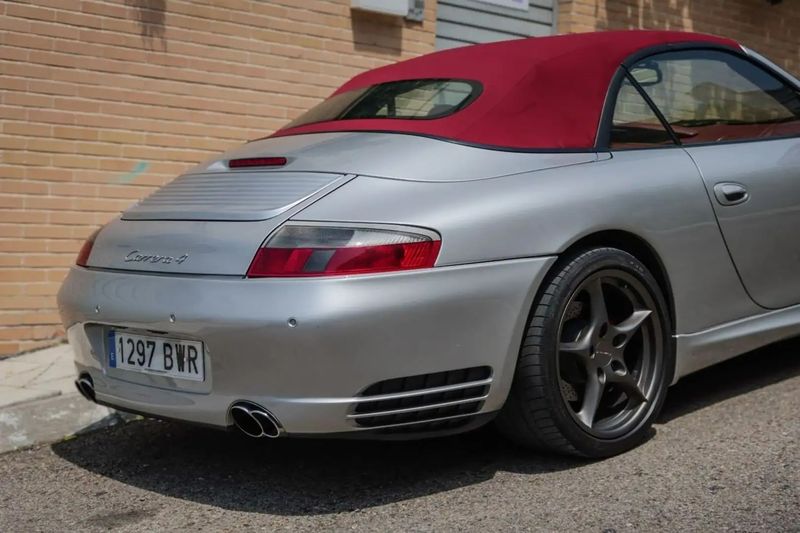 Porsche 911 Carrera Cabrio • 2002 • 167,500 km 5