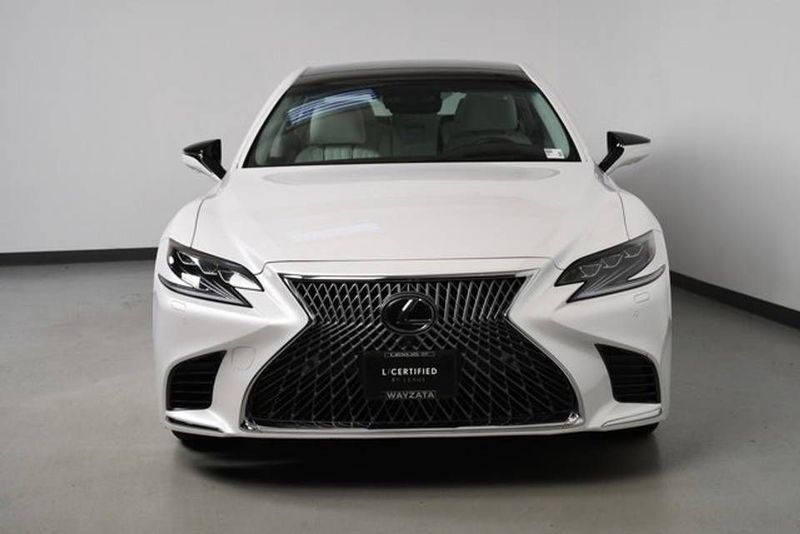 Lexus LS • 2020 • 12,358 km 2