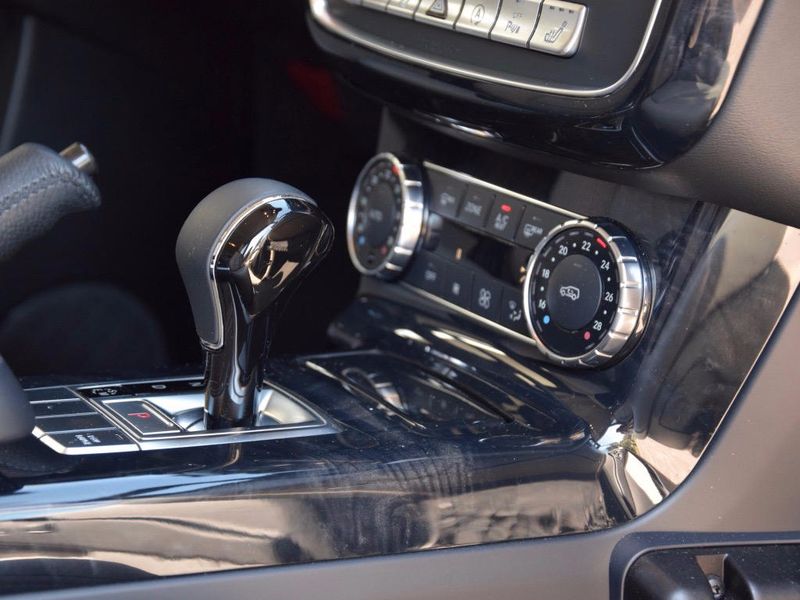 Mercedes-Benz G-Class • 2016 • 108,000 km 6