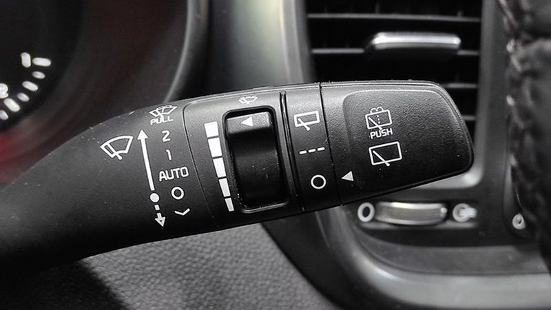 Kia Sorento • 2017 • 121,000 km 16