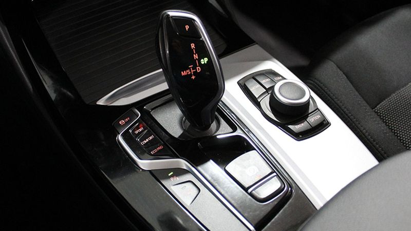 BMW X4 • 2020 • 31,658 km 9