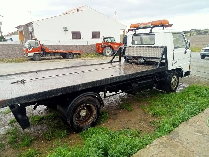 Mazda Truck • 1999 • 120,000 km 6