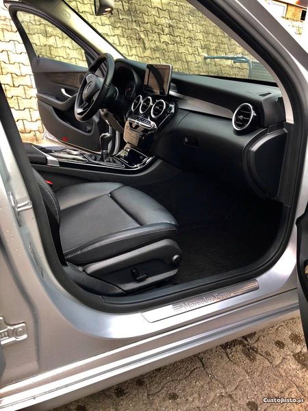 Mercedes-Benz C • 2017 • 170,000 km 4