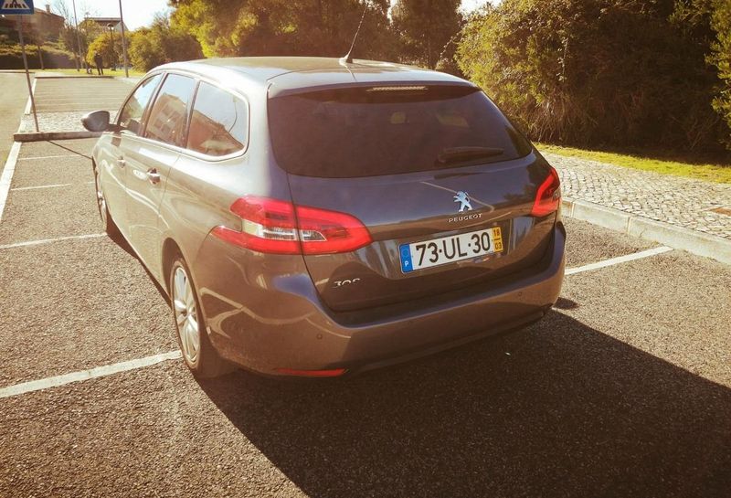 Peugeot 308 • 2018 • 175,000 km 3