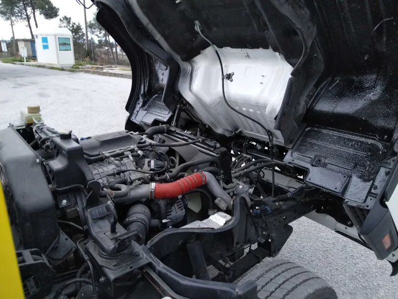 Mitsubishi Fuso canter • 2017 • 17,000 km 7