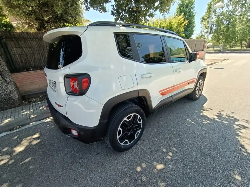 Jeep Renegade • 2015 • 109,000 km 3