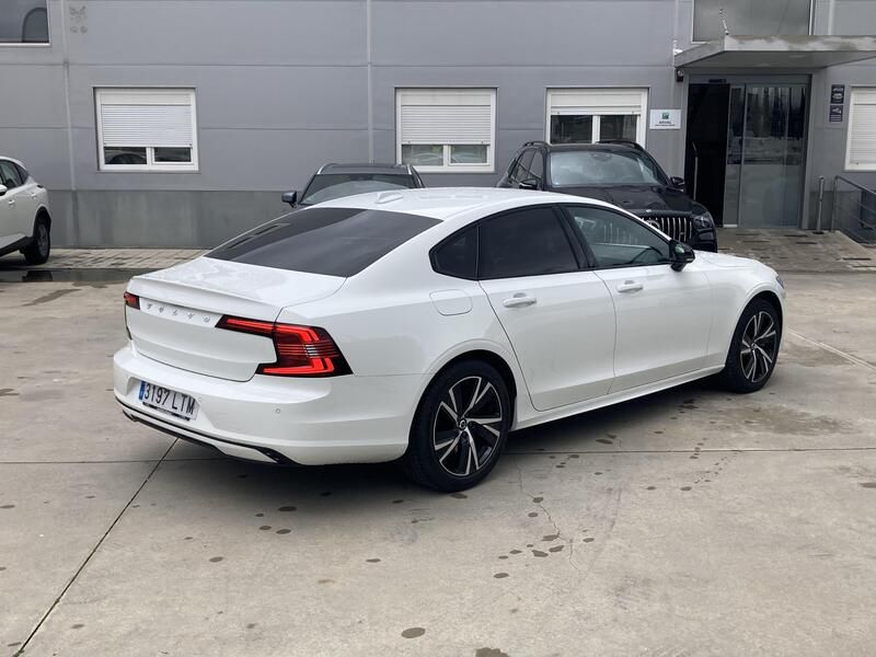 Volvo S90 • 2021 • 78,555 km 2