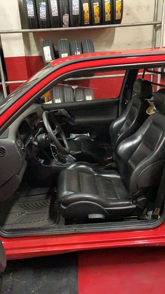 Volkswagen Golf • 2009 • 78,000 km 4