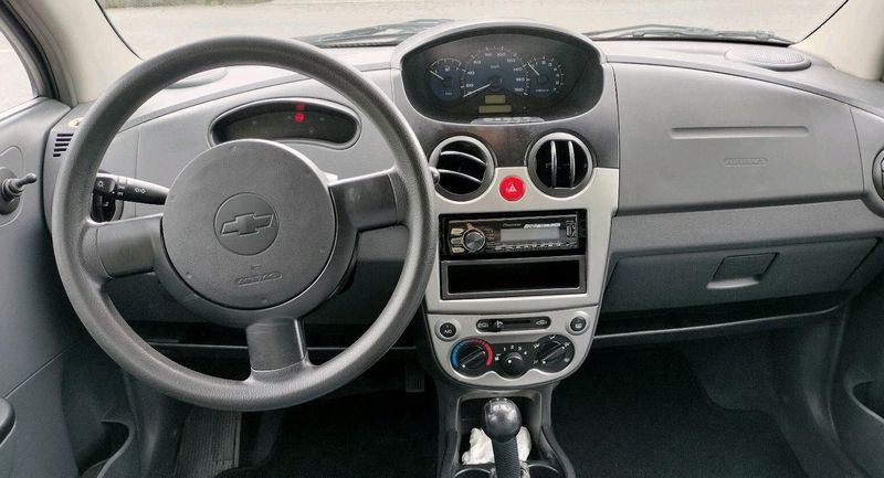 Chevrolet Malibu • 2006 • 109,000 km 3