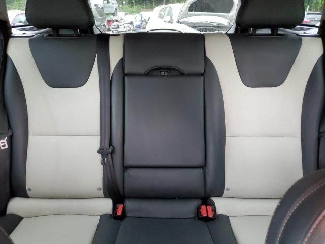 Volvo V60 • 2016 • 10,000 mi 10