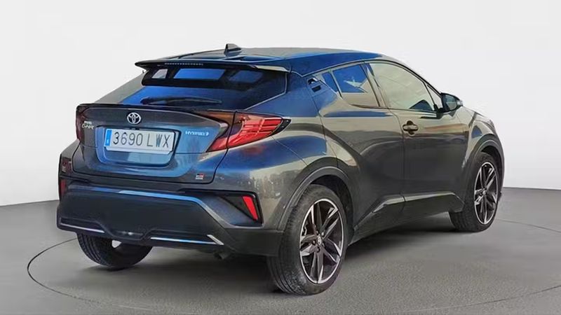 Toyota C-HR • 2022 • 51,255 km 4