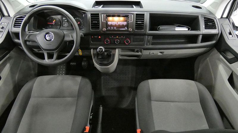 Volkswagen T5 Multivan • 2018 • 104,112 km 7