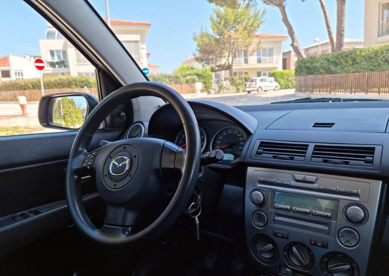 Mazda 2 • 2007 • 90,000 km 3