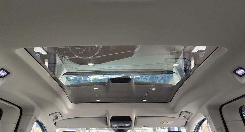 Ford Tourneo Connect • 2022 • 45,035 km 9