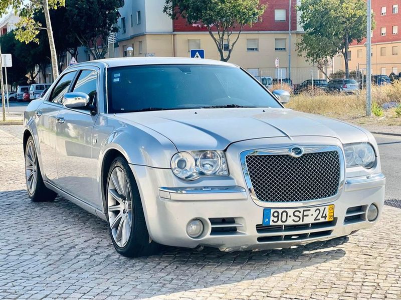 Chrysler 300 C • 2009 • 156,000 km 4