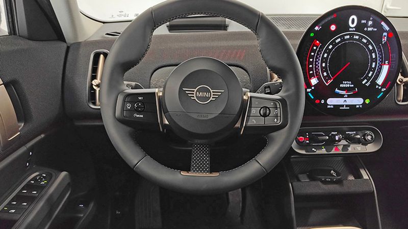 MINI Countryman • 2024 • 2,520 km 23