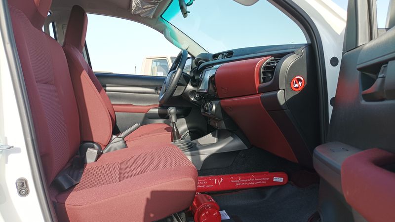Toyota Hilux • 2022 • 0 km 15