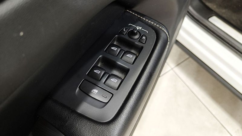 Volvo XC60 • 2018 • 77,477 km 34