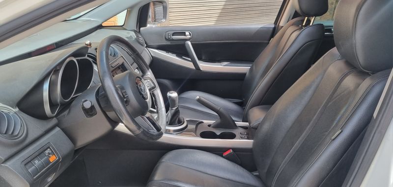 Mazda CX-7 • 2010 • 175,000 km 12