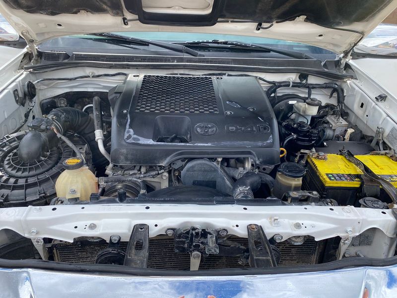 Toyota Hilux • 2013 • 190,000 km 7