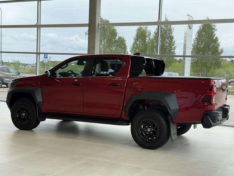 Toyota Hilux • 2025 • 0 km 3