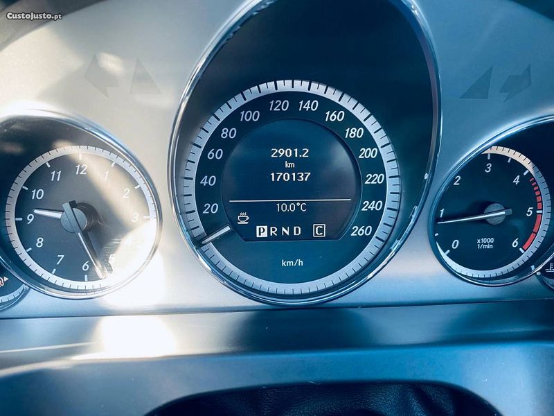 Mercedes-Benz E • 2009 • 170,000 km 5