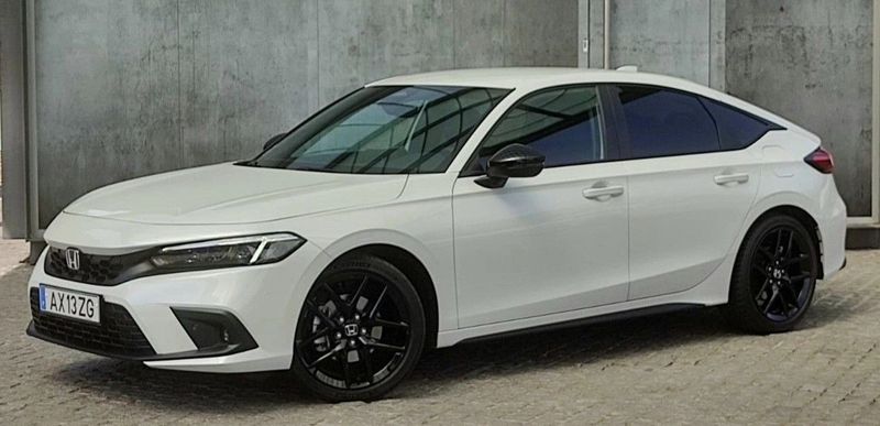 Honda Civic • 2023 • 3,500 km 1