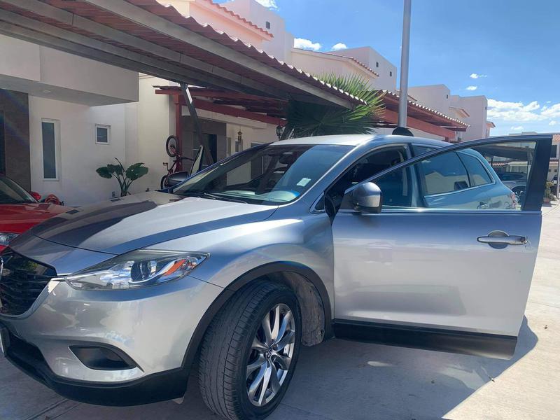 Mazda CX-9 • 2015 • 94,000 km 3