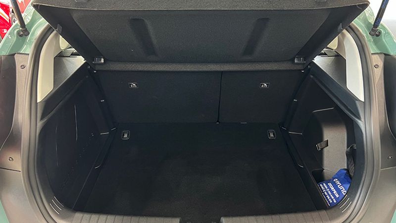 Hyundai Kona • 2023 • 21,203 km 16