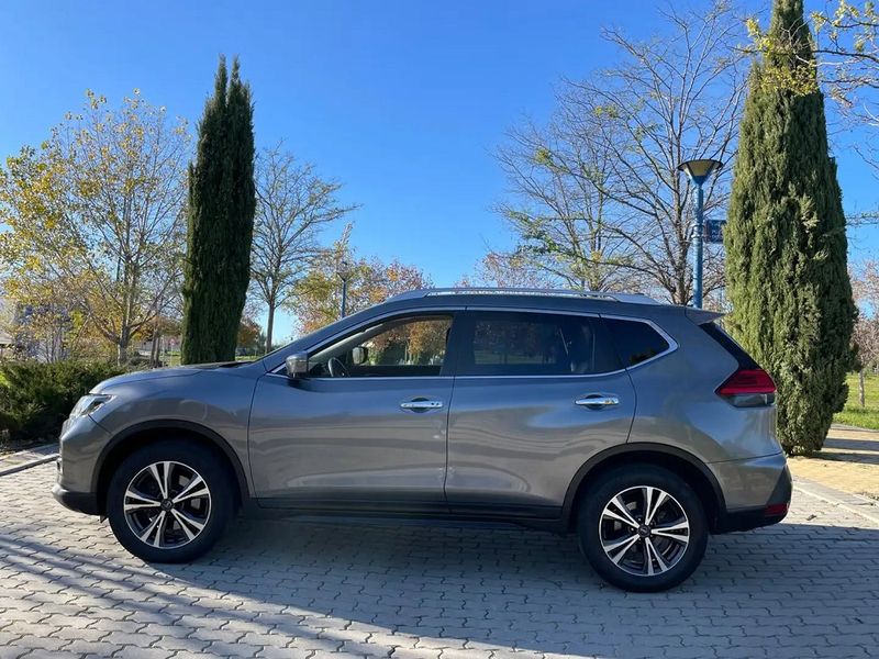 Nissan X-Trail • 2019 • 169,000 km 12