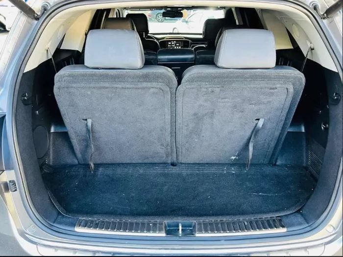 Kia Sorento • 2017 • 87,000 km 5