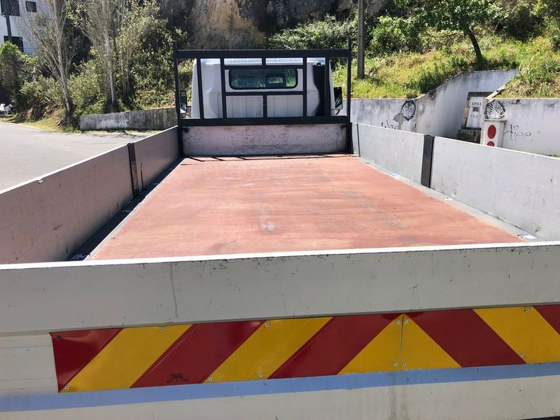 Mitsubishi Fuso canter • 2009 • 280,000 km 6