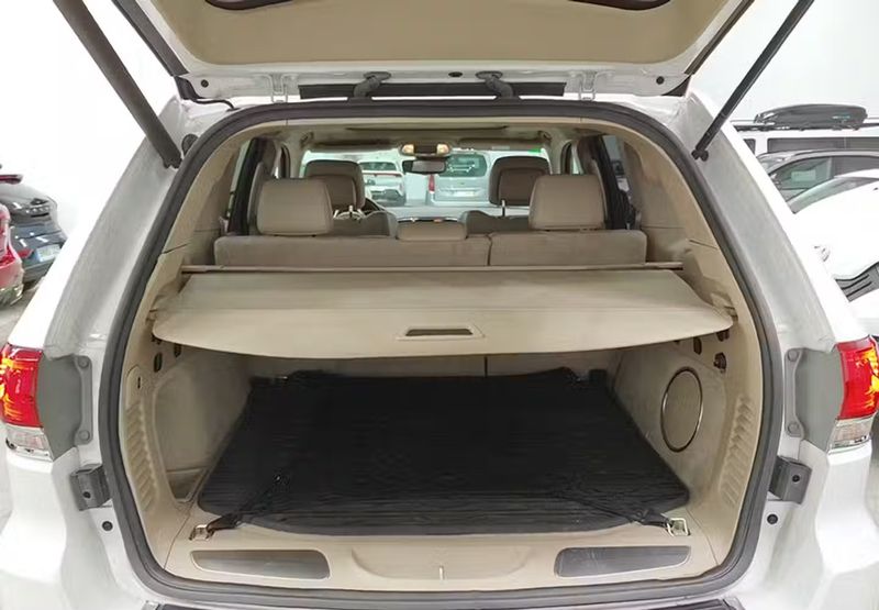 Jeep Grand Cherokee • 2019 • 80,664 km 9