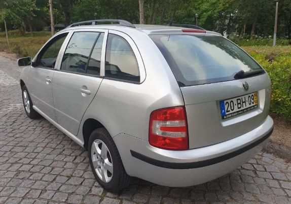 Škoda Fabia • 2006 • 89,000 km 2