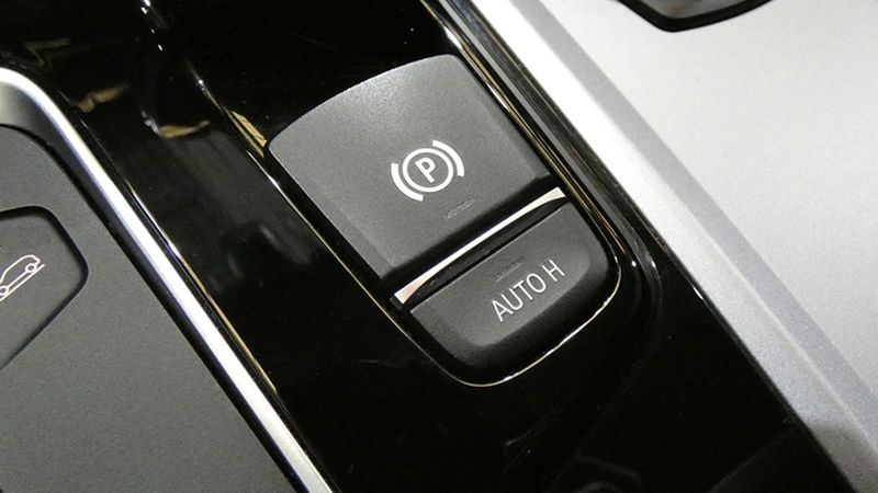 BMW X4 • 2019 • 94,349 km 24