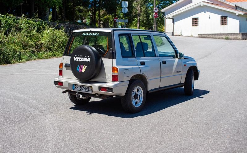 Suzuki Vitara • 2001 • 207,000 km 4
